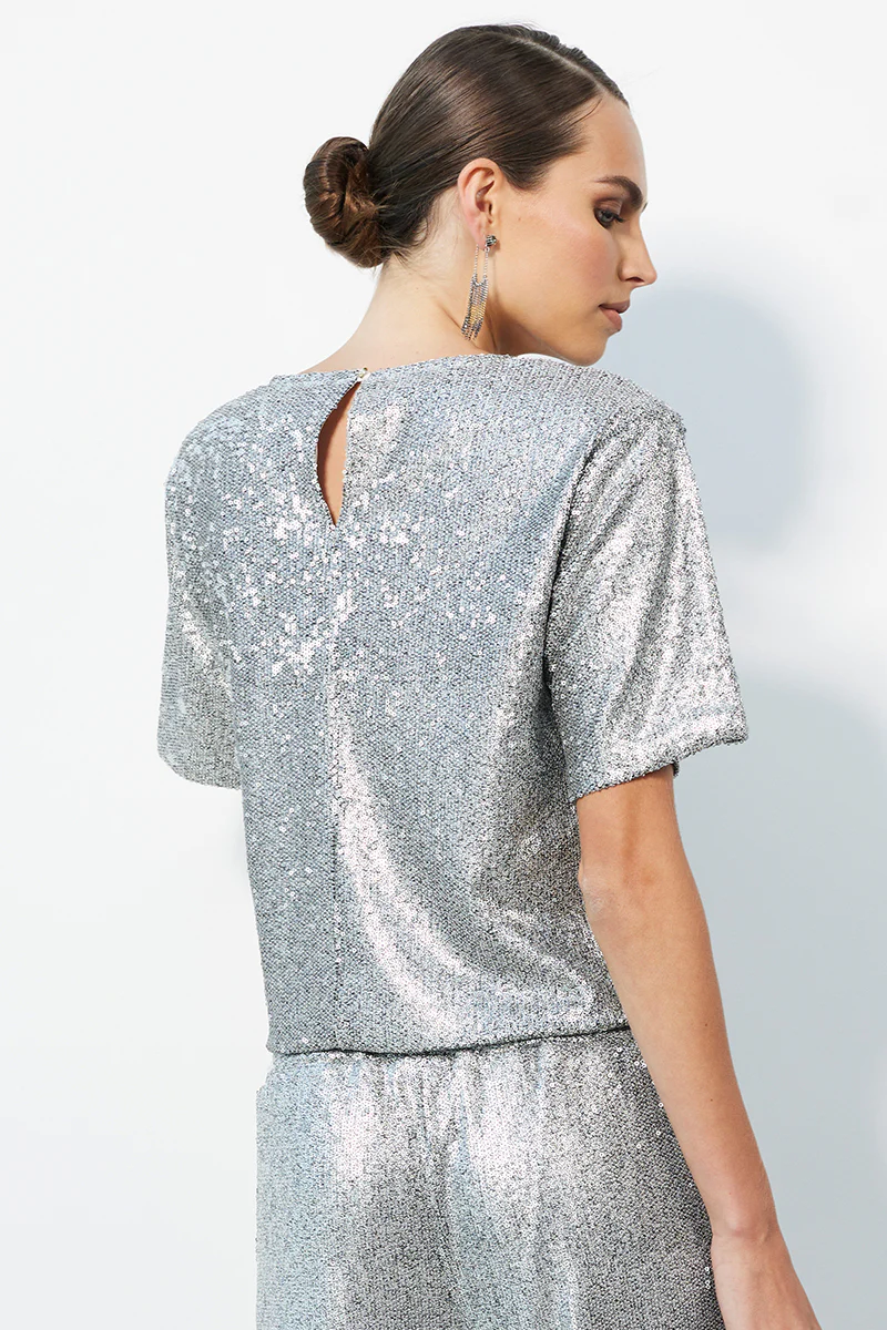 KEYHOLE-BACK CROPPED TEE - Image 3