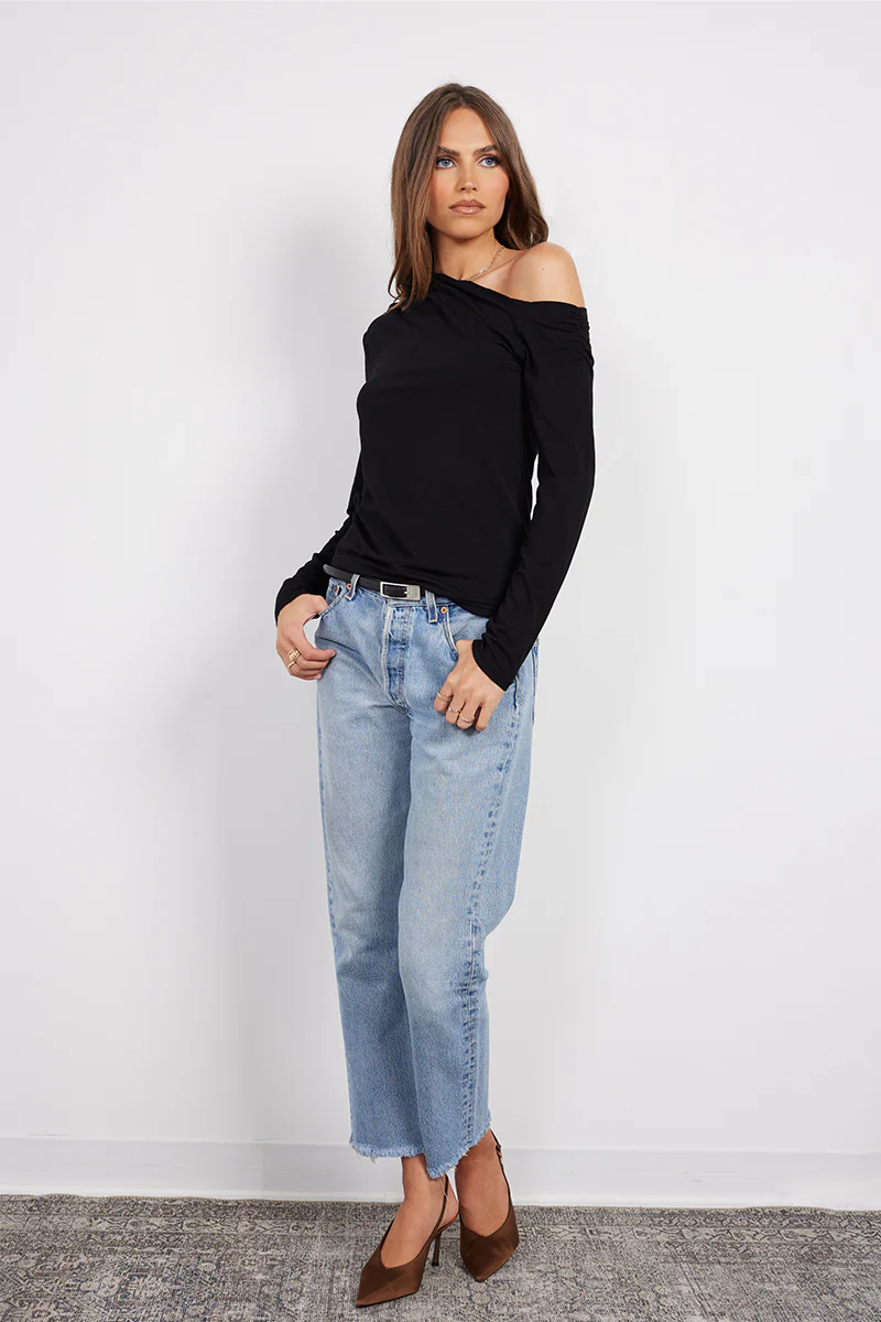 ONE SHOUDLER LONG SLEEVE TOP - Image 3