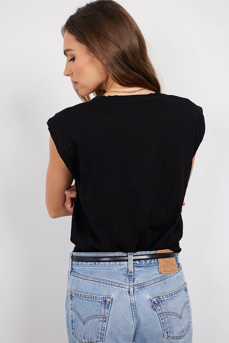 SLEEVELESS CREWNECK - Image 4