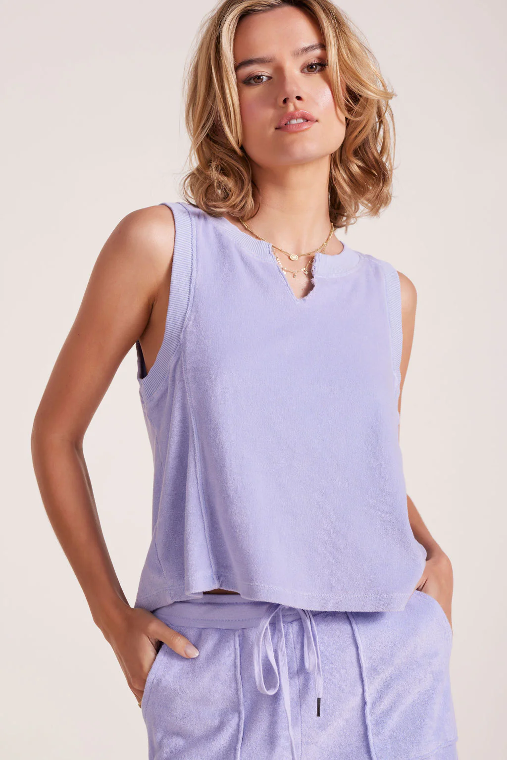 SPLIT NECK MUSCLE TANK - Image 5